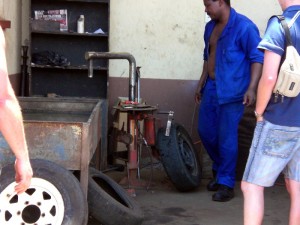 Reifenreparatur in Swasiland
