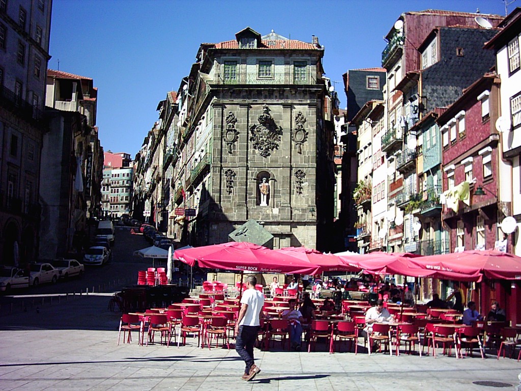 In der Altstadt von Porto, problembehaftetes UNESCO-Weltkulturerbe