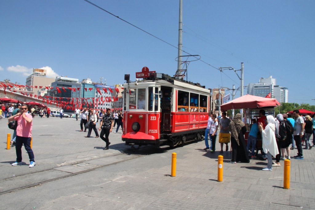 Nostaljik Tramvay Taksim-Platz