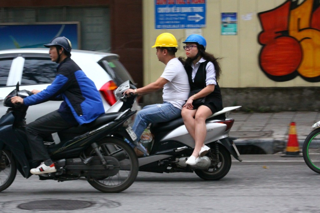 Motorrad Hanoi 2019 Damensitz