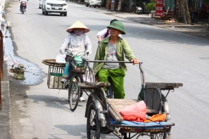 ninh binh street life vietnam